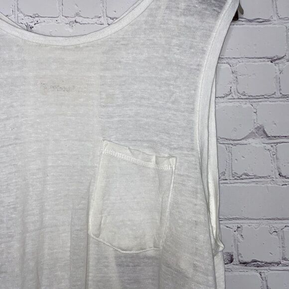 BLANKNYC Sleeveless Linen Cut Out Tank White Large - Picture 5 of 9